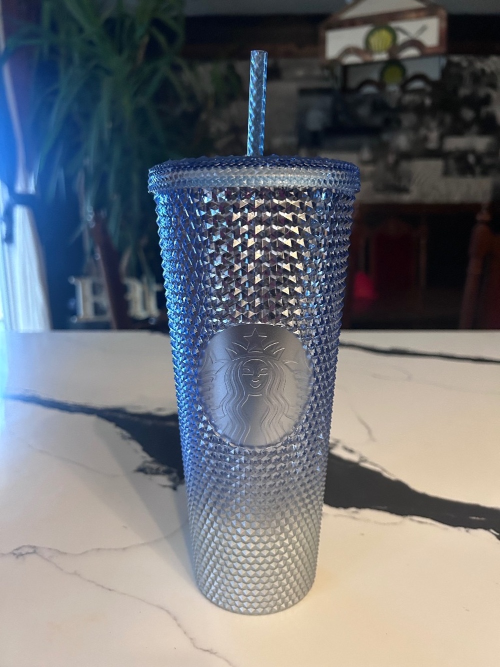 Starbucks Holiday 2023 "Icy Ombré" studded Venti tumbler